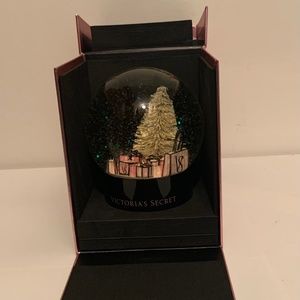 Victoria’s Secret Snow Globe